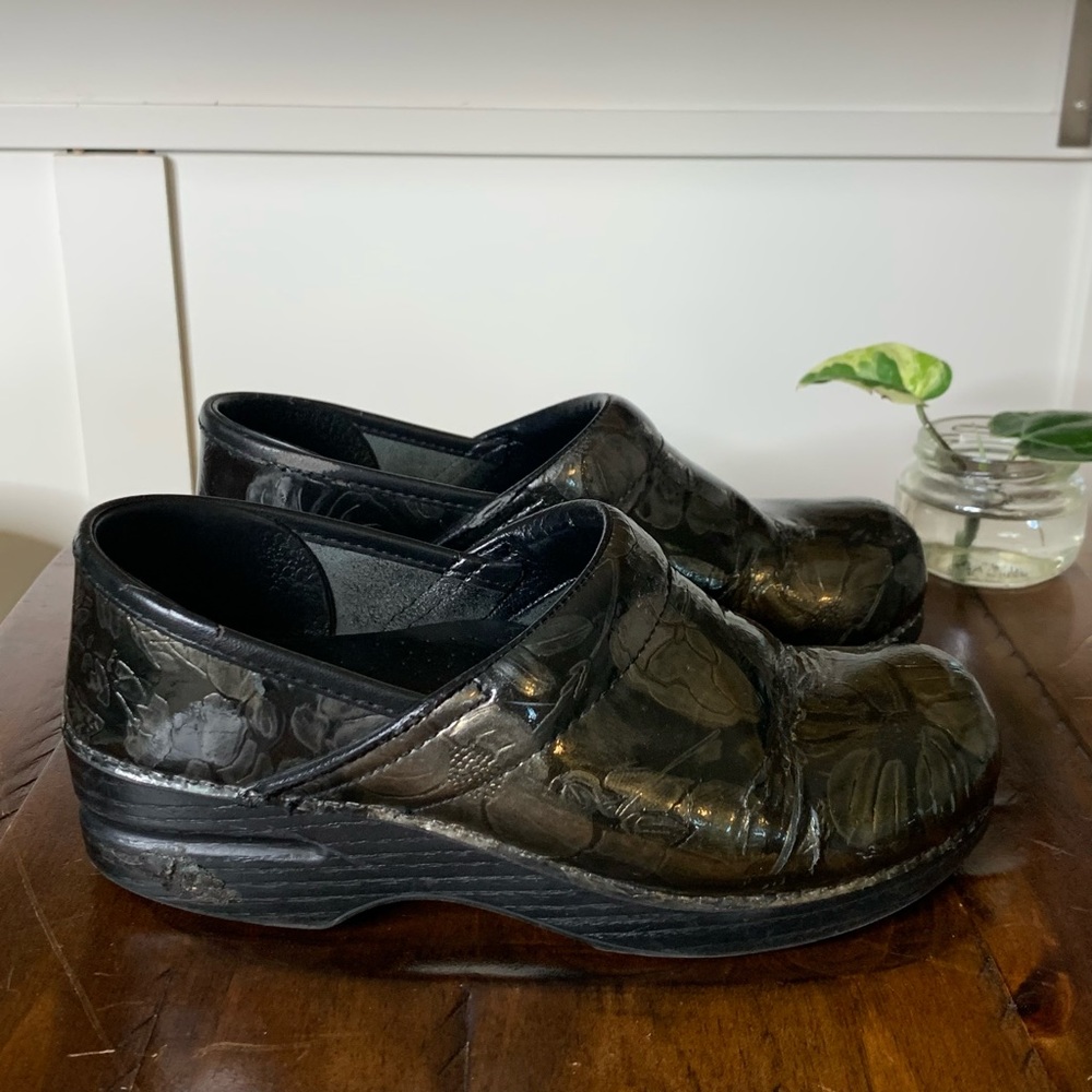 Dansko Womans clog